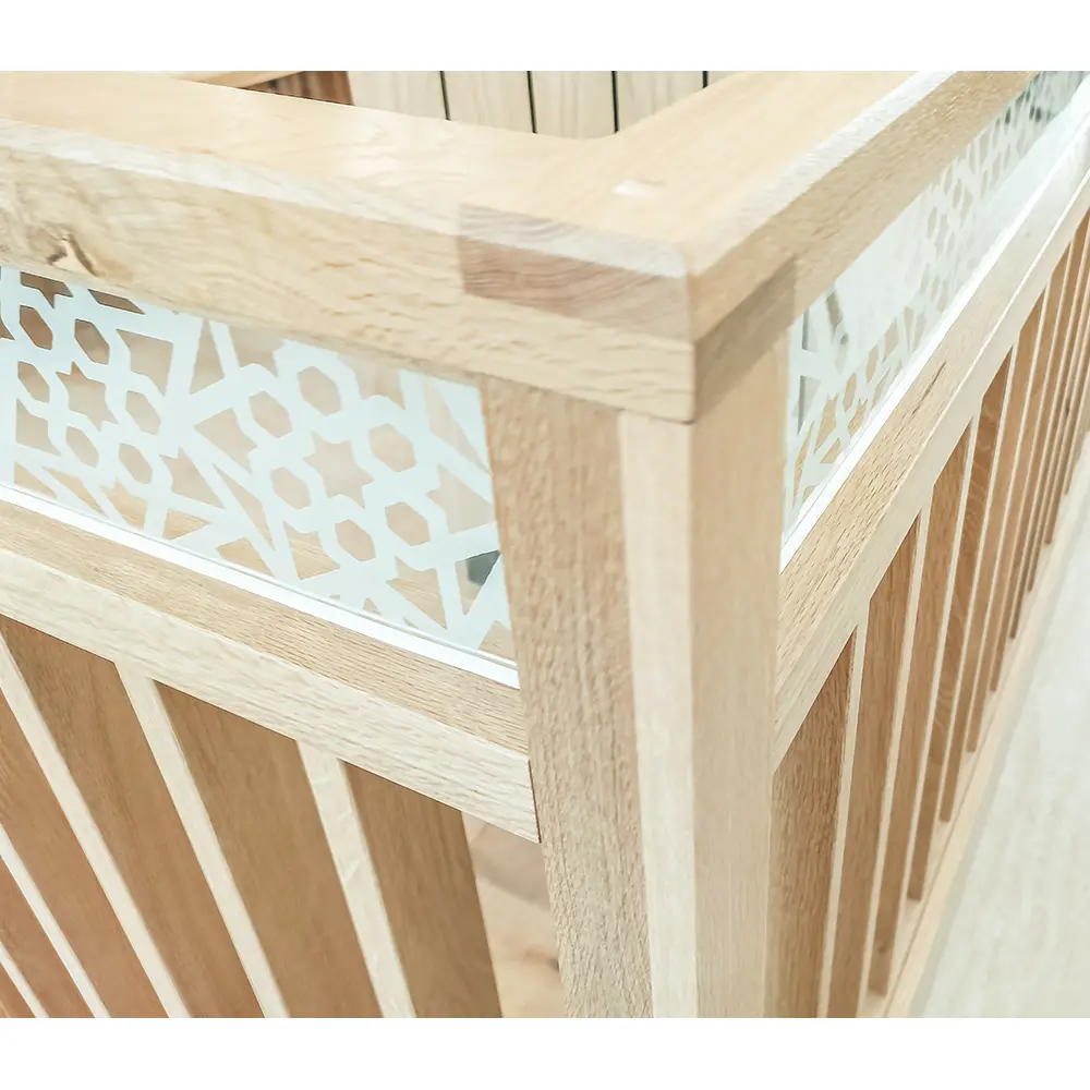 Wood Floor Bimah Railing Set - Image 4