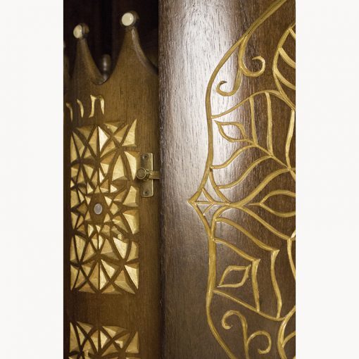 sephardi-style-aron-kodesh-with torah-tik-hand-carved-wood