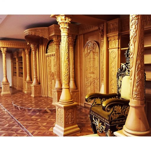 Carved columns with grape theme on sephardi synagogue interior
