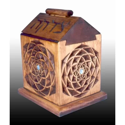 Tzedakah box with dovetail joinery and pattern carving